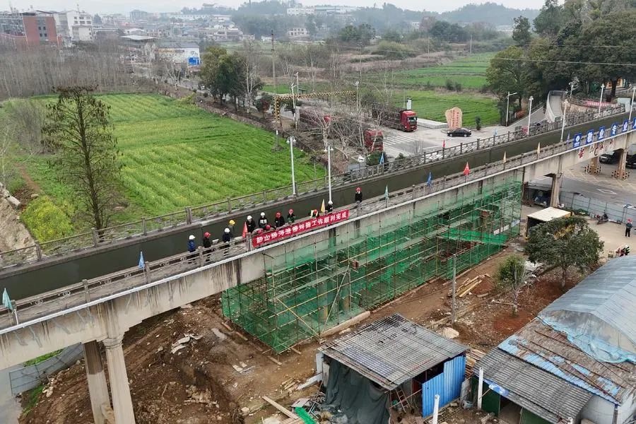 ?中騰智信助力280噸“巨無(wú)霸”毫米級(jí)精準(zhǔn)復(fù)位